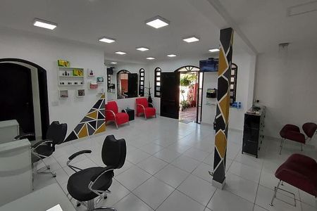 Casa à venda com 175m², 4 quartos e 3 vagas