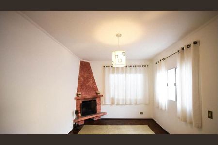 Casa à venda com 3 quartos, 180m² em Jardim Jussara, São Paulo