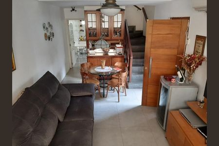 Casa à venda com 2 quartos, 147m² em Jardim Alvorada (Zona Oeste), São Paulo