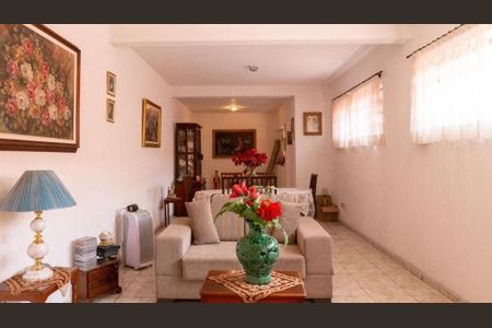 Casa à venda com 3 quartos, 300m² em Vila Romana, São Paulo