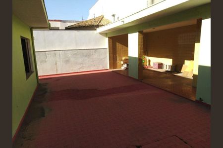 Casa à venda com 3 quartos, 196m² em Jardim Jussara, São Paulo