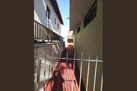 Casa à venda com 3 quartos, 196m² em Jardim Jussara, São Paulo