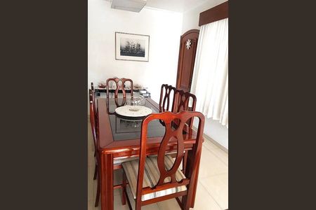 Casa à venda com 3 quartos, 150m² em Vila Albano, São Paulo