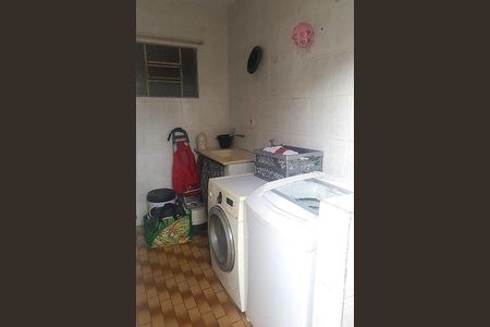 Casa à venda com 85m², 2 quartos e 1 vaga