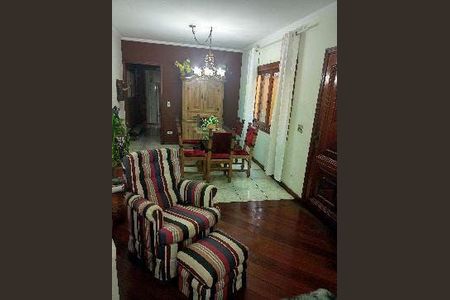 Casa à venda com 3 quartos, 129m² em Jardim Colombo, São Paulo