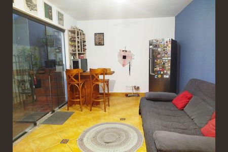 Casa à venda com 3 quartos, 160m² em Jardim Olympia, São Paulo