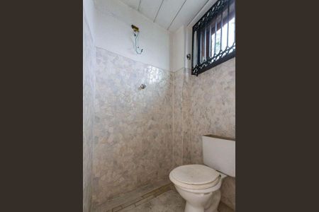 Casa à venda com 3 quartos, 150m² em Vila Pirajussara, São Paulo