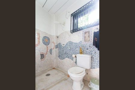Casa à venda com 3 quartos, 150m² em Vila Pirajussara, São Paulo