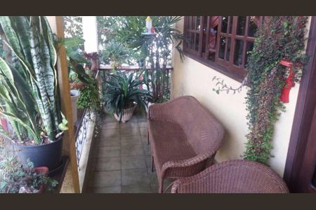 Casa à venda com 4 quartos, 200m² em Jardim Celeste, São Paulo