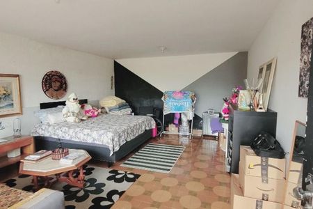 Casa à venda com 215m², 4 quartos e 4 vagas