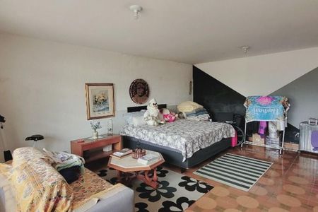 Casa à venda com 215m², 4 quartos e 4 vagas