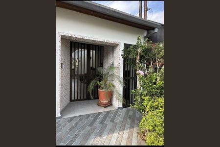 Casa à venda com 3 quartos, 232m² em Vila Albano, São Paulo