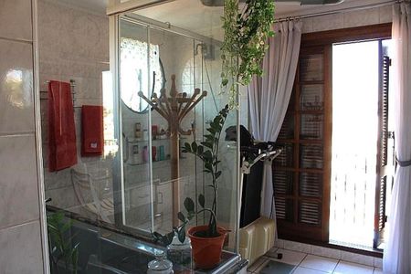 Casa à venda com 300m², 6 quartos e 4 vagas