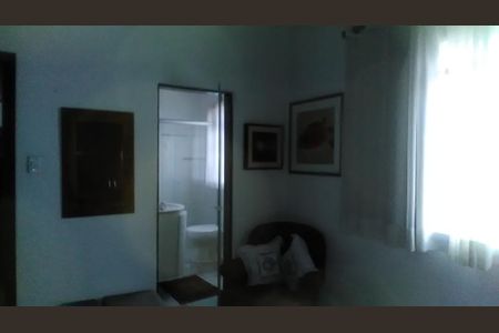 Casa à venda com 6 quartos, 375m² em Vila Sonia, São Paulo