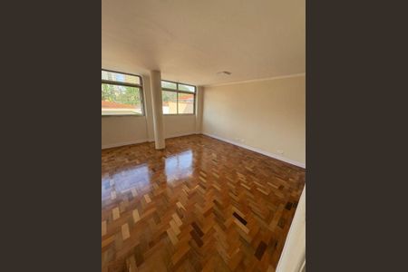 Casa à venda com 3 quartos, 325m² em Vila Pirajussara, São Paulo