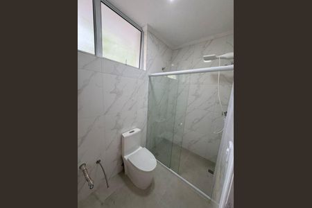 Casa à venda com 3 quartos, 325m² em Vila Pirajussara, São Paulo