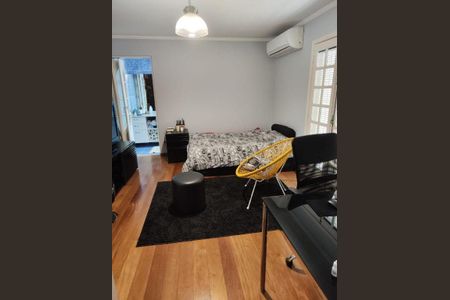 Casa à venda com 3 quartos, 220m² em Jardim Bonfiglioli, São Paulo