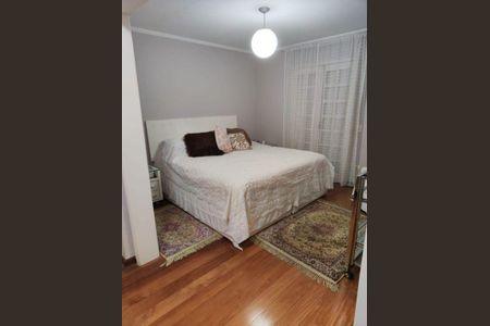 Casa à venda com 3 quartos, 220m² em Jardim Bonfiglioli, São Paulo