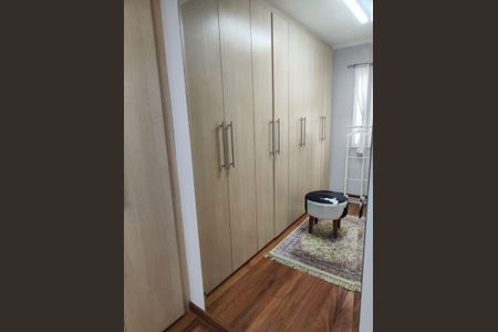Casa à venda com 3 quartos, 220m² em Jardim Bonfiglioli, São Paulo