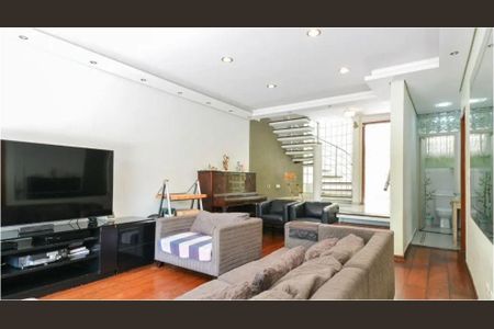 Casa à venda com 3 quartos, 216m² em Planalto Paulista, São Paulo
