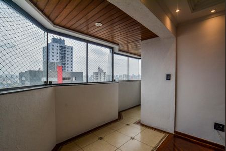 Apartamento à venda com 140m², 3 quartos e 3 vagas Apartamento à venda com 140m², 3 quartos e 3 vagasVaranda da Sala