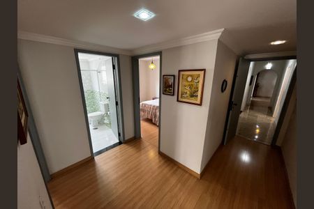 Apartamento à venda com 198m², 4 quartos e 3 vagasCopa