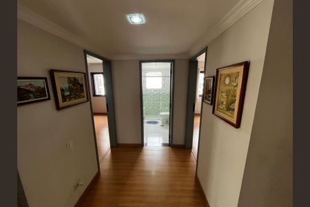 Apartamento à venda com 198m², 4 quartos e 3 vagasCopa