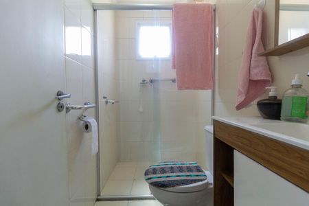 Apartamento à venda com 57m², 2 quartos e 1 vaga Apartamento à venda com 57m², 2 quartos e 1 vagaBanheiro