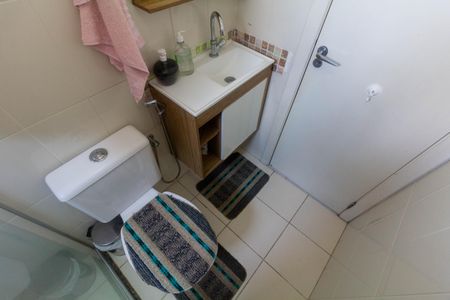 Apartamento à venda com 57m², 2 quartos e 1 vaga Apartamento à venda com 57m², 2 quartos e 1 vagaBanheiro