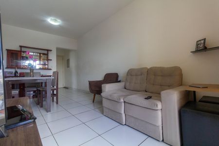 Apartamento à venda com 57m², 2 quartos e 1 vaga Apartamento à venda com 57m², 2 quartos e 1 vagaSala