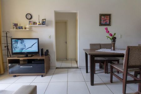 Apartamento à venda com 57m², 2 quartos e 1 vaga Apartamento à venda com 57m², 2 quartos e 1 vagaSala