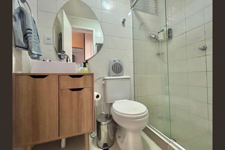 Apartamento para alugar com 60m², 2 quartos e 1 vaga Apartamento para alugar com 60m², 2 quartos e 1 vagaBanheiro