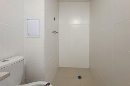 Studio à venda com 25m², 1 quarto e sem vaga Studio à venda com 25m², 1 quarto e sem vagaBanheiro