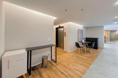 Studio à venda com 25m², 1 quarto e sem vaga Studio à venda com 25m², 1 quarto e sem vagaÁrea comum
