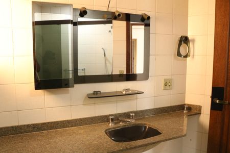 Apartamento à venda com 125m², 3 quartos e 2 vagasBanheiro Social