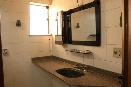 Apartamento à venda com 125m², 3 quartos e 2 vagasBanheiro Social