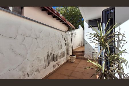 Casa à venda com 260m², 3 quartos e 3 vagasÁrea Externa