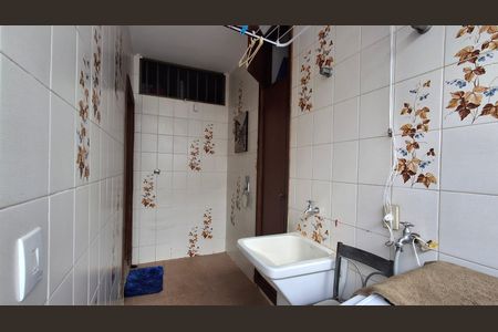 Casa à venda com 260m², 3 quartos e 3 vagasÁrea de Serviço