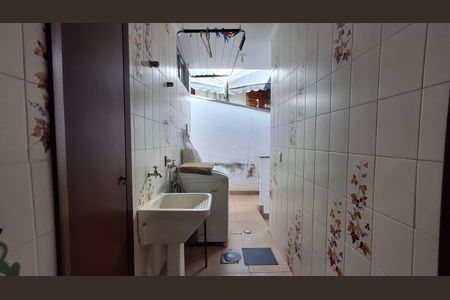 Casa à venda com 260m², 3 quartos e 3 vagasÁrea de Serviço