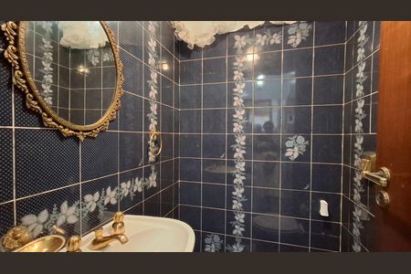 Casa à venda com 260m², 3 quartos e 3 vagasLavabo