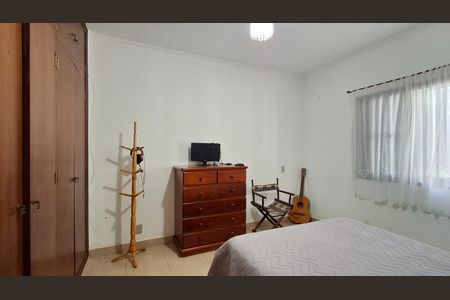 Casa à venda com 260m², 3 quartos e 3 vagasQuarto 2