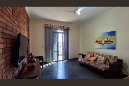 Casa à venda com 260m², 3 quartos e 3 vagasSala 2