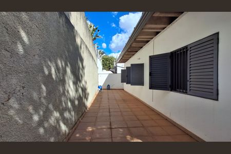 Casa à venda com 260m², 3 quartos e 3 vagasÁrea Externa