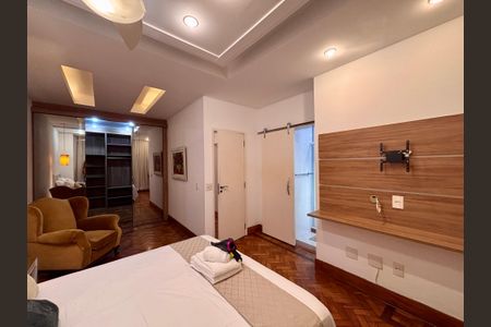 Apartamento à venda com 110m², 2 quartos e 1 vaga Apartamento à venda com 110m², 2 quartos e 1 vagaSuíte