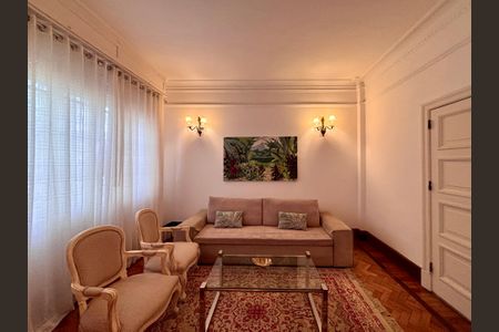 Apartamento à venda com 110m², 2 quartos e 1 vaga Apartamento à venda com 110m², 2 quartos e 1 vagaSala