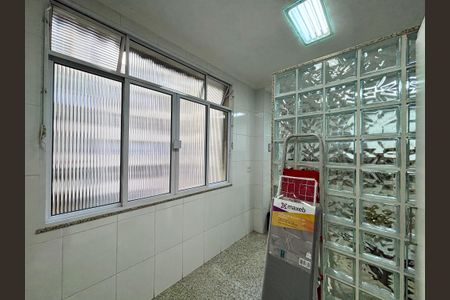 Apartamento à venda com 110m², 2 quartos e 1 vaga Apartamento à venda com 110m², 2 quartos e 1 vagaÁrea de Serviço