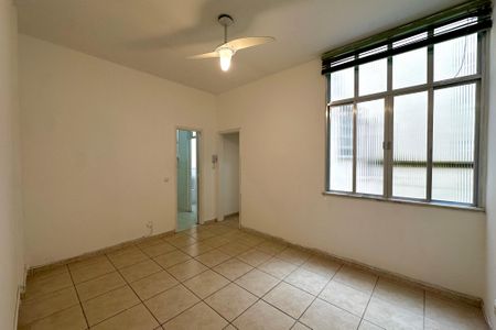 Sala de apartamento para alugar com 1 quarto, 57m² em Santa Teresa, Rio de Janeiro