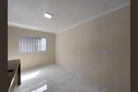 Casa à venda com 100m², 3 quartos e 2 vagas Casa à venda com 100m², 3 quartos e 2 vagasCozinha