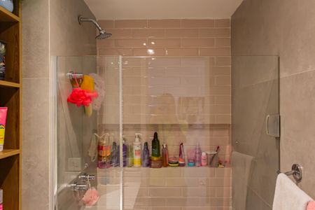 Apartamento à venda com 79m², 3 quartos e 2 vagasBanheiro