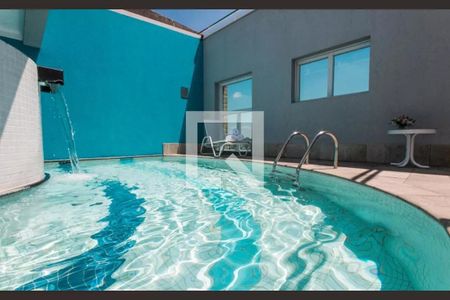 Studio à venda com 30m², 1 quarto e 1 vagaPiscina